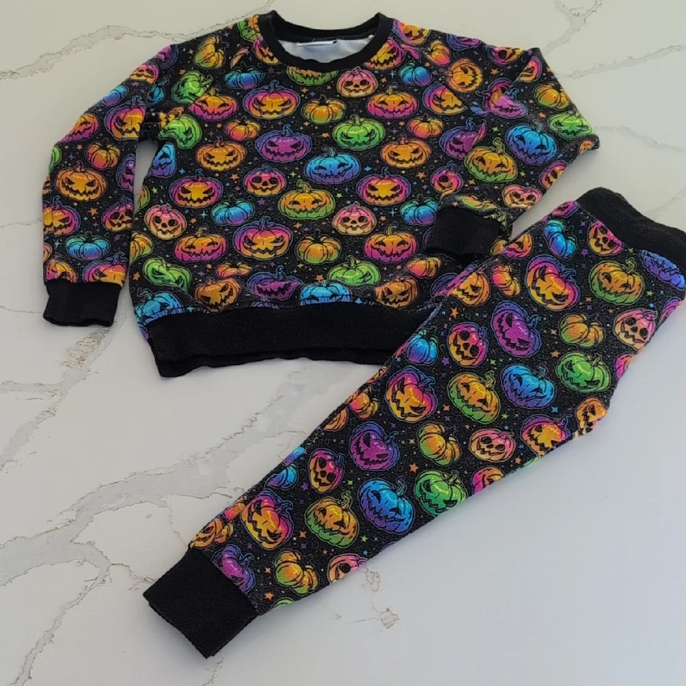 Kids Halloween Pumpkin Sweatshirt & Jogger Set - Black Rainbow Pumpkins